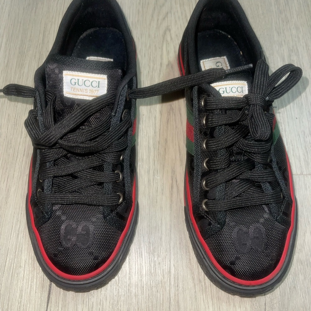 Used Gucci tennis